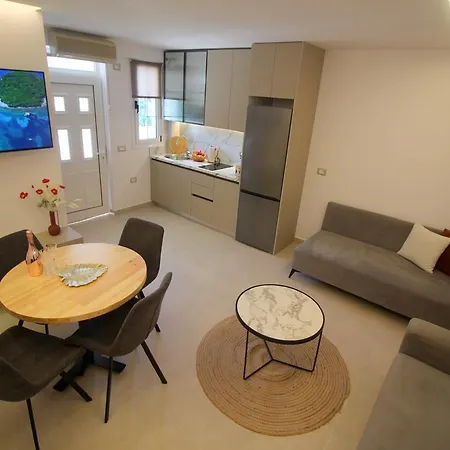 Guest house Murati Ksamil